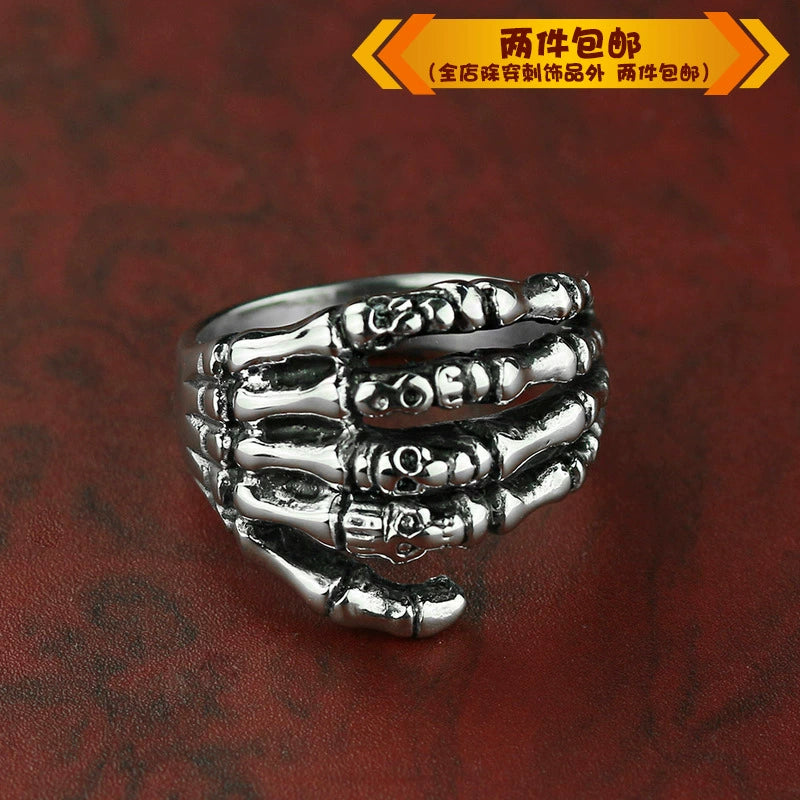 Fashion Titanium Steel Ring Skull Hand Titanium Steel Ring Ghost Hand Punk Casting Men's Ring Ring