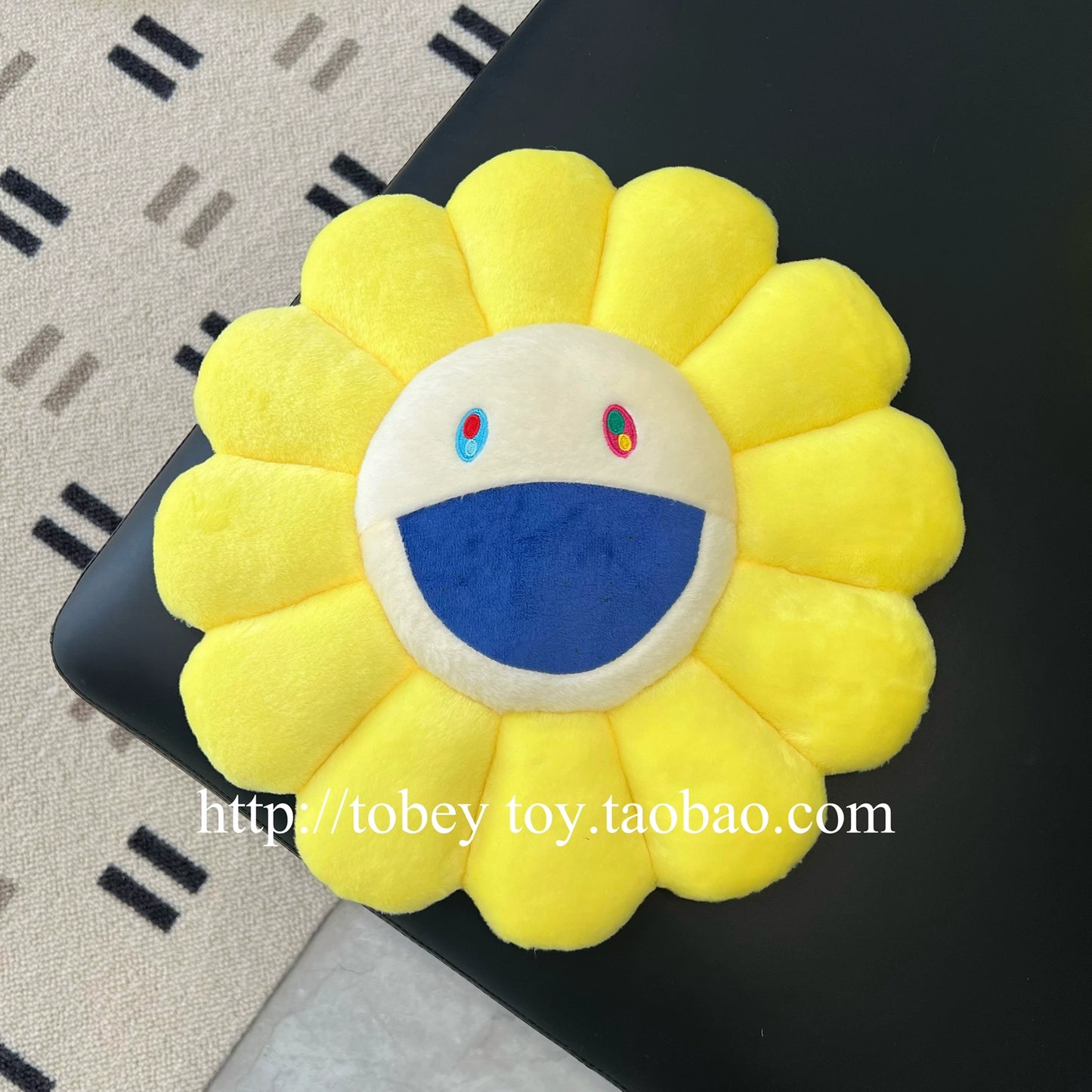 sun flower cushion pillow doll cushion floor mat home decoration plush toy star with the same style