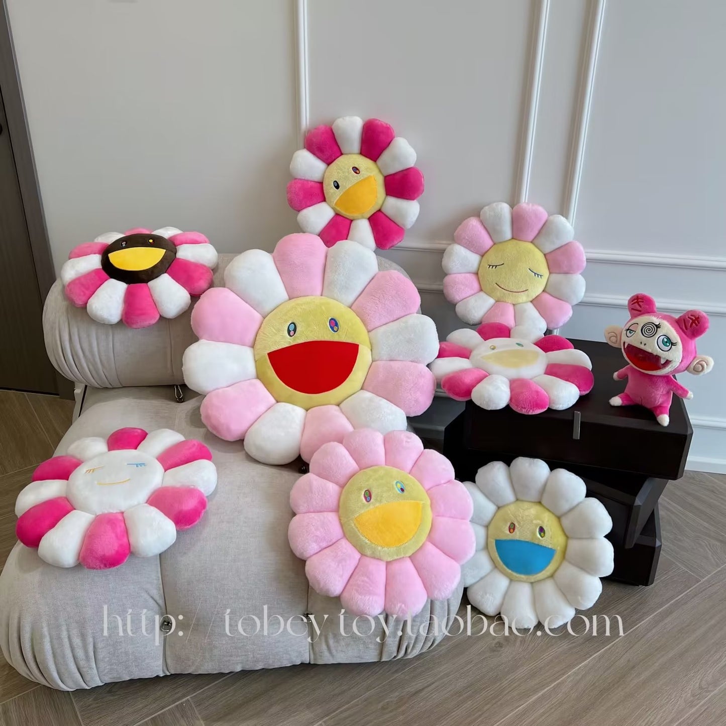 sun flower cushion pillow doll cushion floor mat home decoration plush toy star with the same style