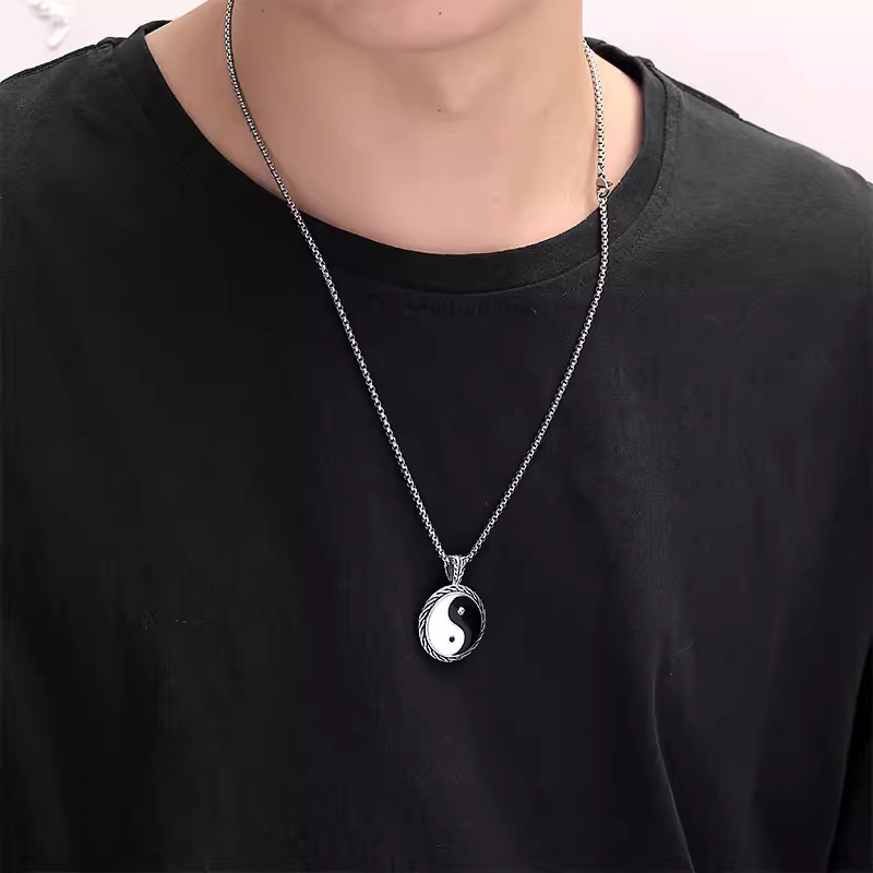 CH trendy brand necklace male and female personality retro high street ins cross pendant niche high-end sweater accessories