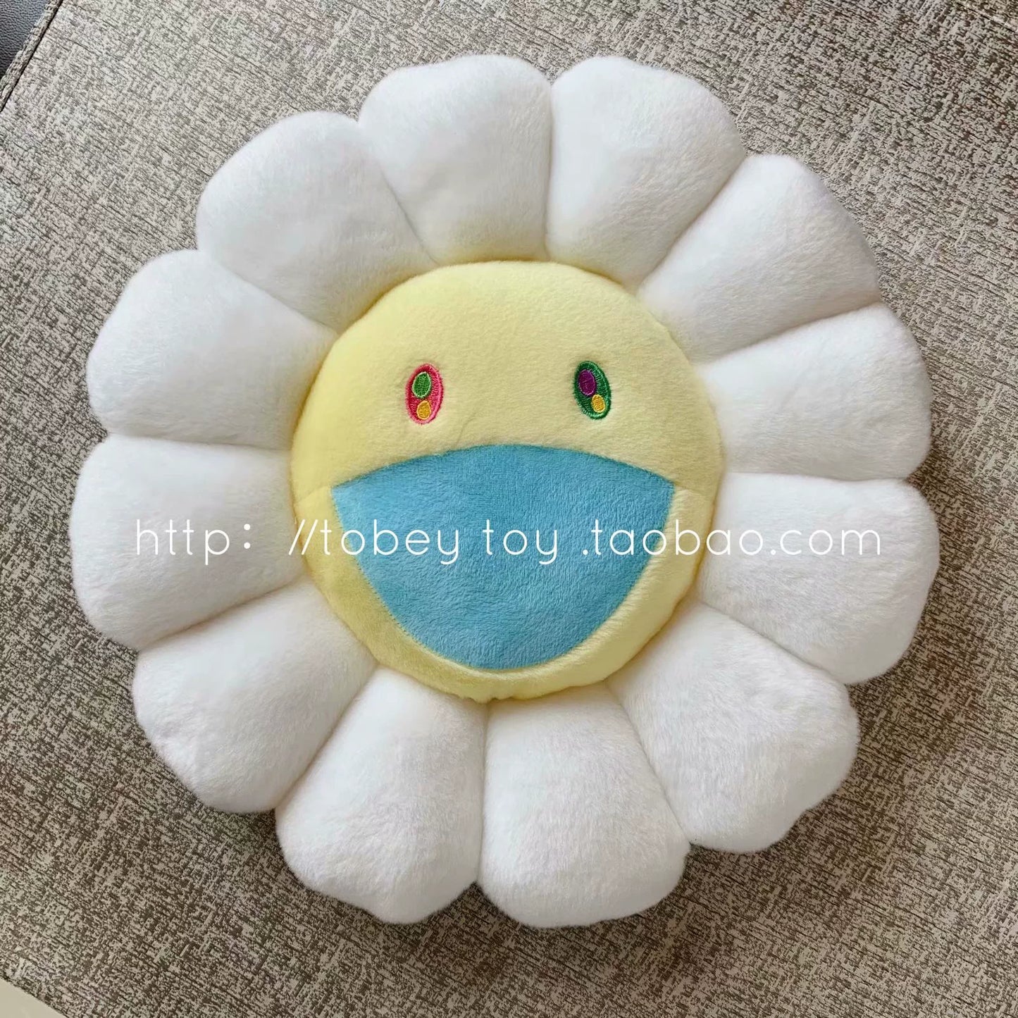 sun flower cushion pillow doll cushion floor mat home decoration plush toy star with the same style