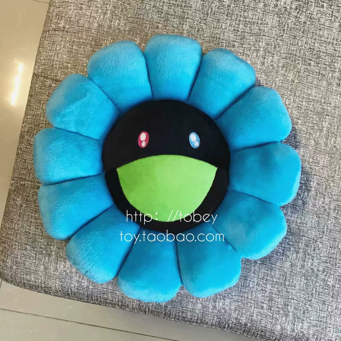 sun flower cushion pillow doll cushion floor mat home decoration plush toy star with the same style