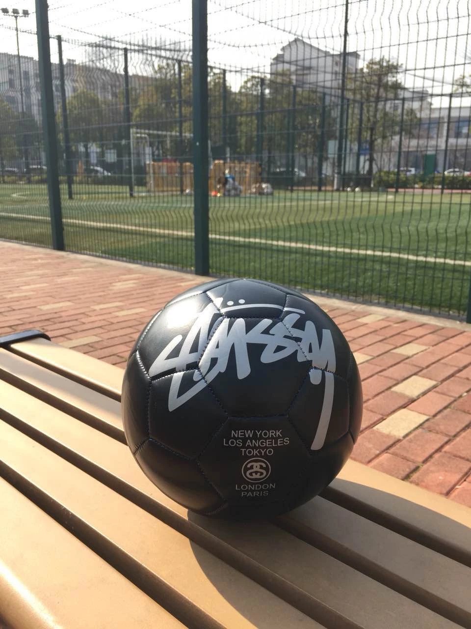 Stussy 8 ball Football